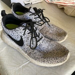 Custom Nike Roshe